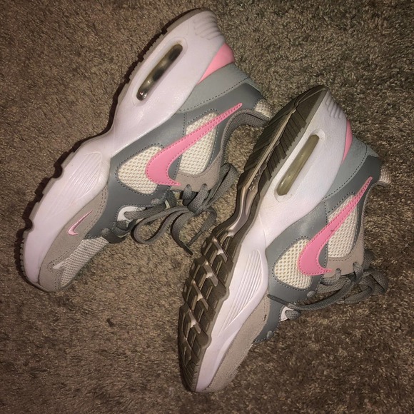 Amazon.com | Nike Air Max 270 Big Kids nike air pink/gray/white kids sneakers size 3.5Y